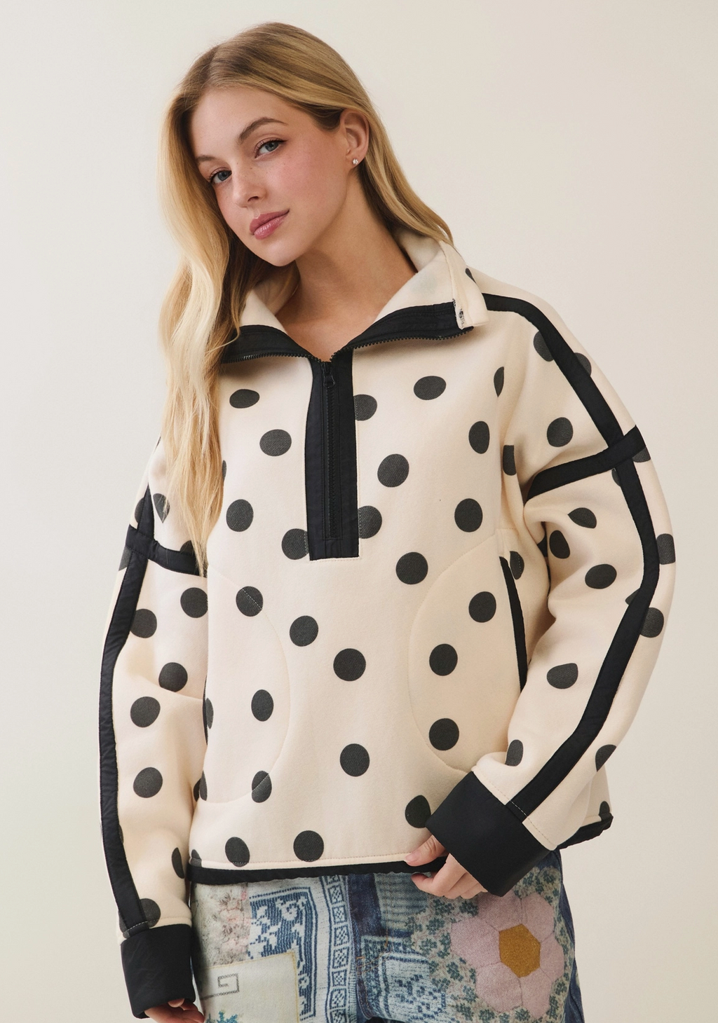 The Cropped Dainty Dot Pullover
